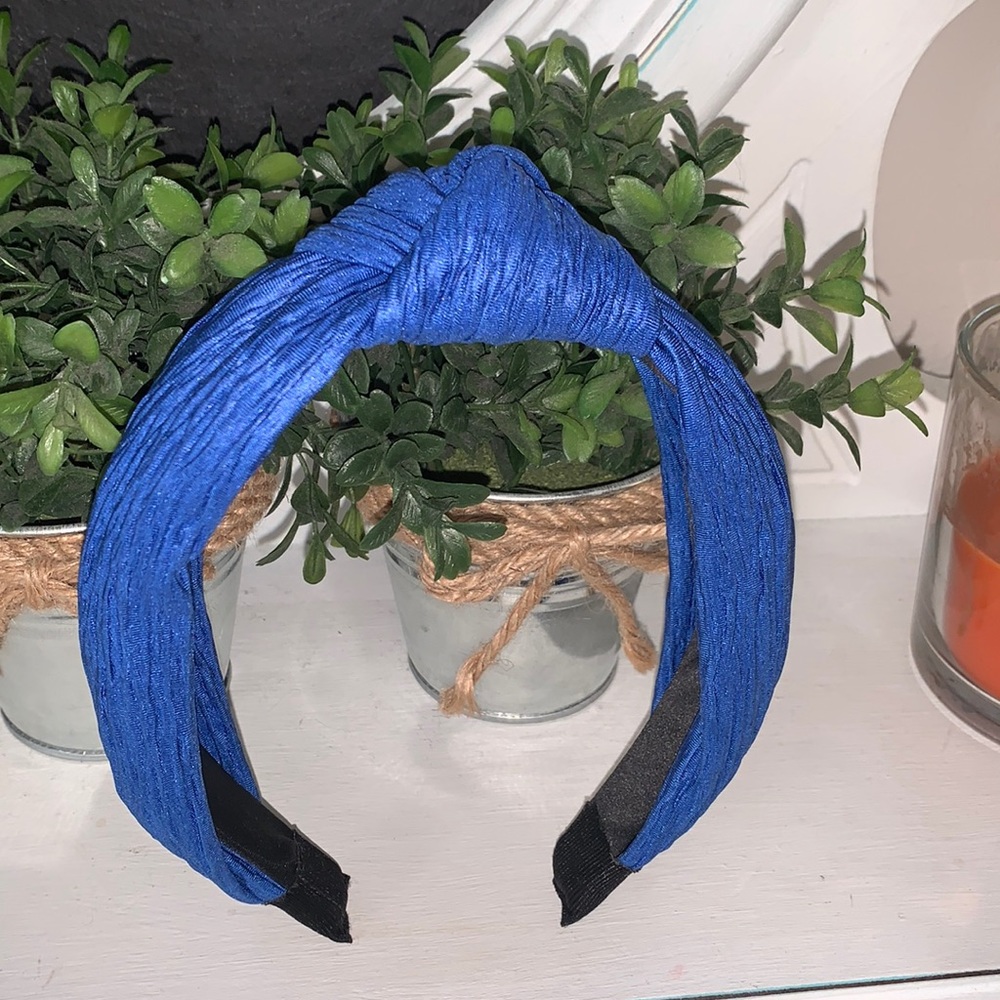 blue knot headband